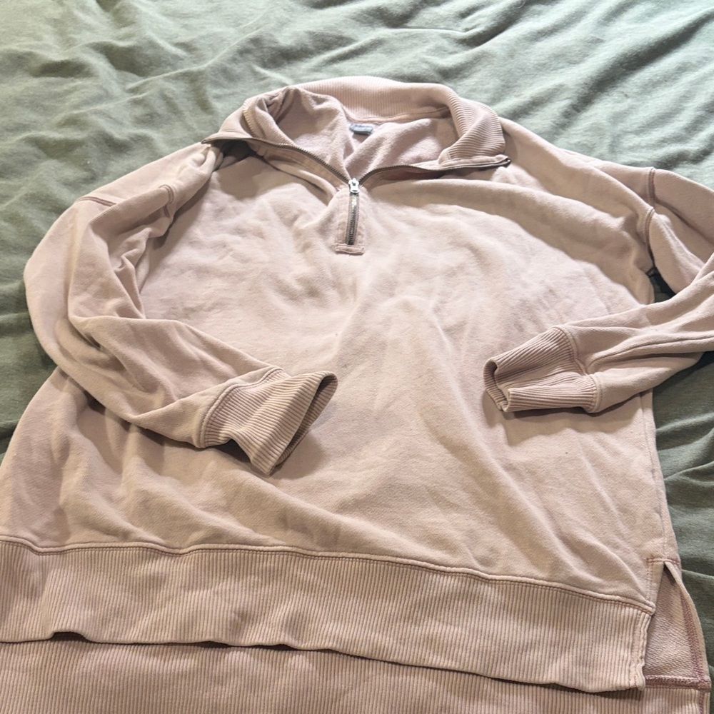Aerie mauve pullover 
Size M